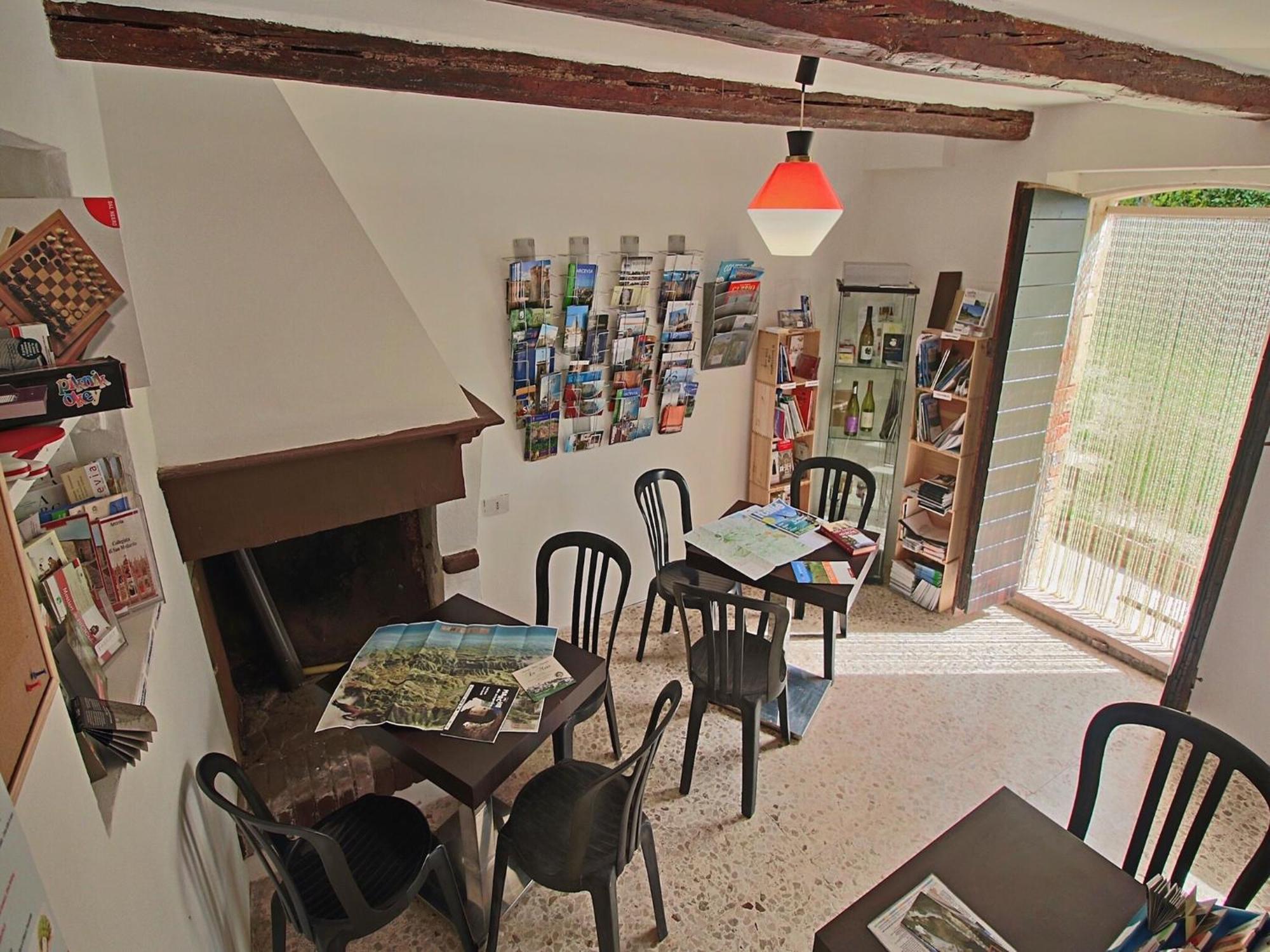 Nice Flat In Arcevia With Swimming Pool Eksteriør billede