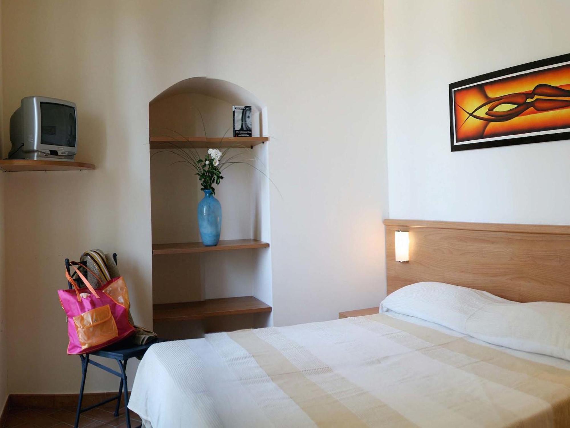 Nice Flat In Arcevia With Swimming Pool Eksteriør billede
