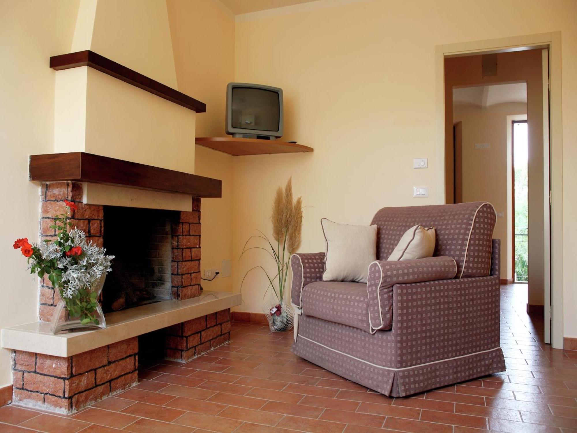 Nice Flat In Arcevia With Swimming Pool Eksteriør billede