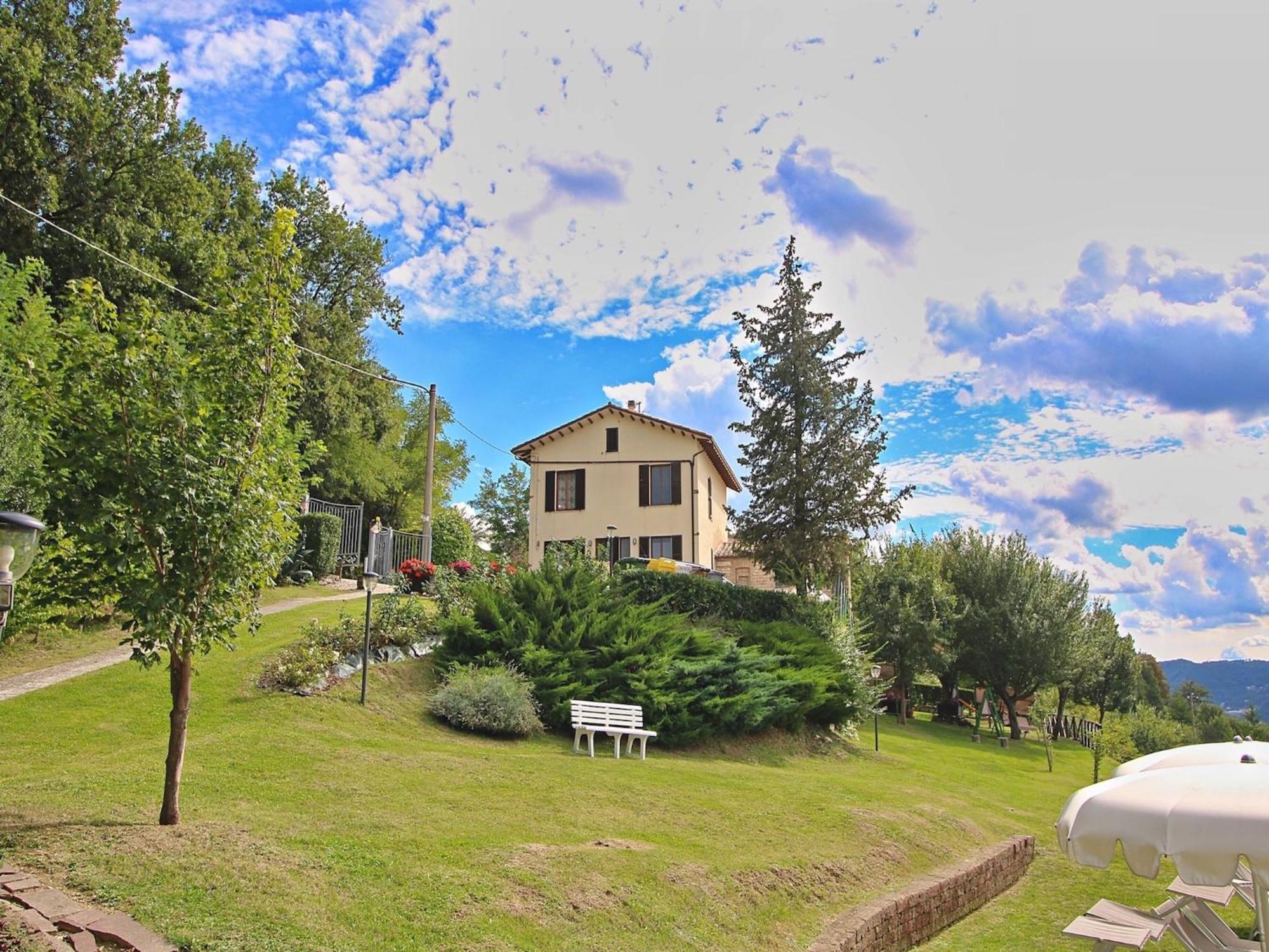 Nice Flat In Arcevia With Swimming Pool Eksteriør billede